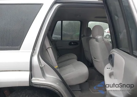 2005 Chevrolet Trailblazer Ls z USA, uszkodzony, nr VIN 1GNDT13S852169584